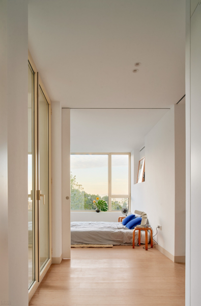 Дом, адаптированный к экстремально крутому склону Дом, адаптированный к экстремально крутому склону