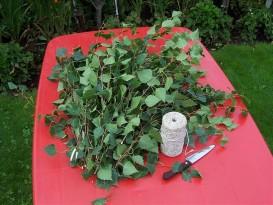 Заготовка березовых веников для бани