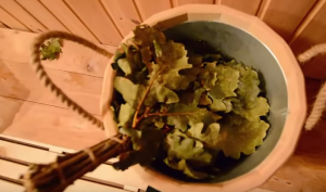 Как запарить веник для бани Как запарить веник для бани