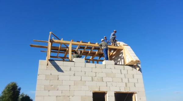 Бюджетная баня своими руками