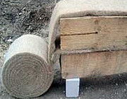 Конопатка сруба бани или деревянного дома 