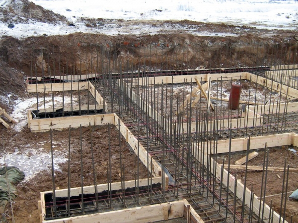 Армирование ленточного фундамента Армирование ленточного фундамента