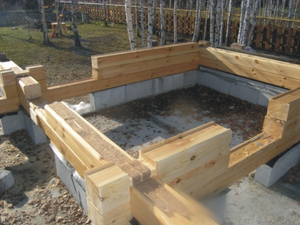 Баня из профилированного бруса под усадку