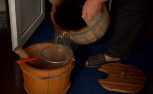 Как запарить веник для бани Как запарить веник для бани