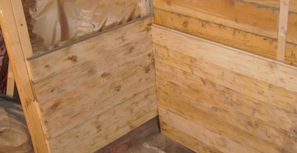 Перегородка в бане между парилкой и мойкой Перегородка в бане между парилкой и мойкой