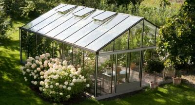 Парники своими руками: проекты и материалы для строительства