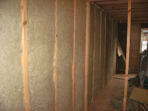 Перегородка в бане между парилкой и мойкой Перегородка в бане между парилкой и мойкой