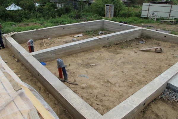 Мелкозаглубленный ленточный фундамент своими руками Мелкозаглубленный ленточный фундамент своими руками