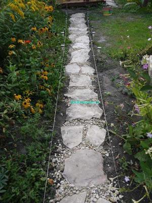 Дорожка из камня
Дорожка из камня