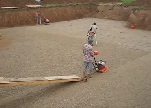 Как правильно сделать опалубку для фундамента Как правильно сделать опалубку для фундамента