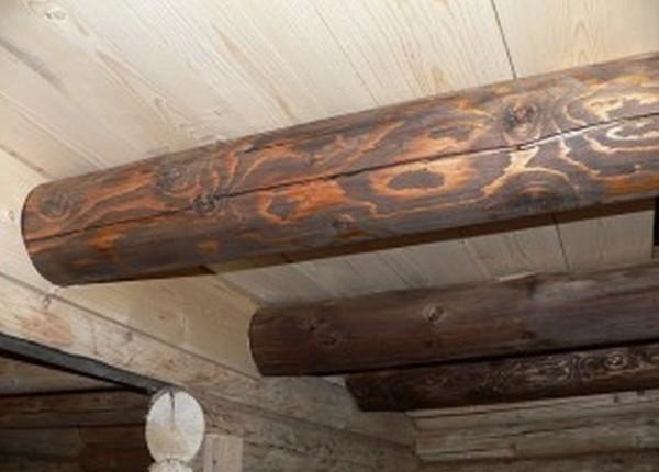 Настильный потолок в бане Настильный потолок в бане