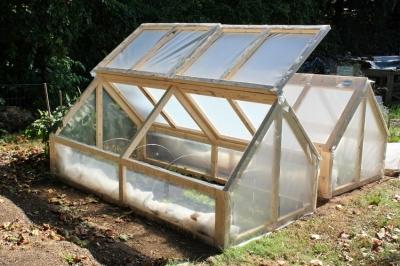 Как сделать парник для огурцов своими руками Как сделать парник для огурцов своими руками