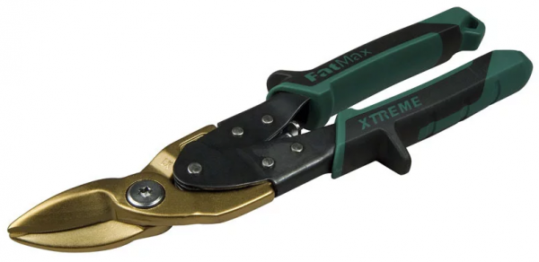 Правила монтажа профнастила на крышу