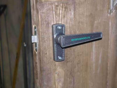 Как установить дверной замок и защёлку своими руками
Как установить дверной замок и защёлку своими руками