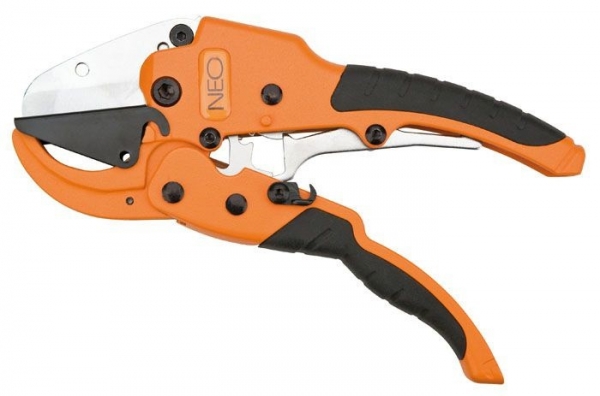 Как сделать душ в помывочной комнате