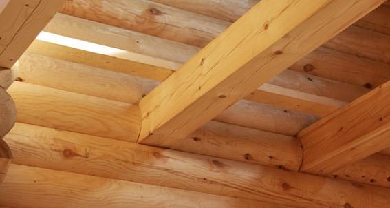 Настильный потолок в бане Настильный потолок в бане