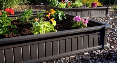 Грядки из пластиковой доски + фото Грядки из пластиковой доски + фото
