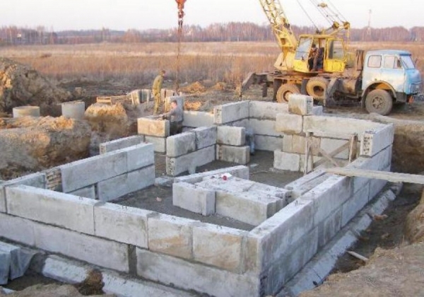 Ленточный фундамент своими руками Ленточный фундамент своими руками