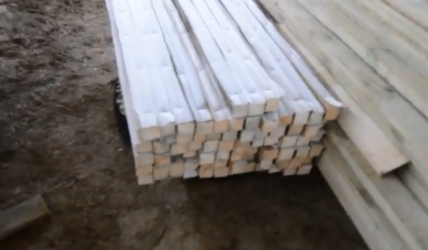 Правила монтажа профнастила на крышу