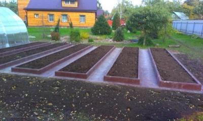 Резиновая плитка для дачи: особенности и установка