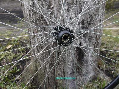 Как поменять заднее колесо на скоростном велосипеде
Как поменять заднее колесо на скоростном велосипеде