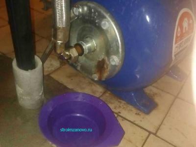 Проржавел фланец гидроаккумулятора насосной станции. Что делать?
Проржавел фланец гидроаккумулятора насосной станции. Что делать?