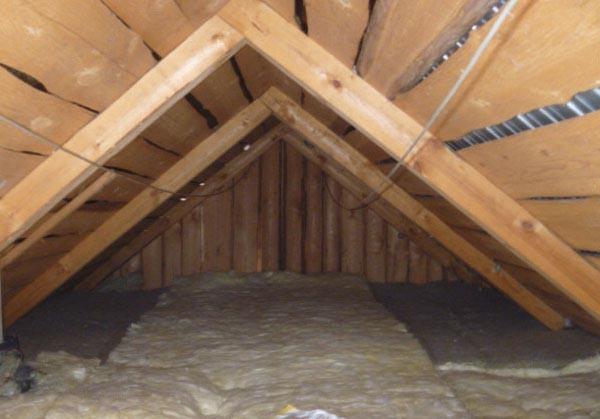 Настильный потолок в бане Настильный потолок в бане