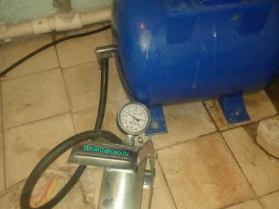 Проржавел фланец гидроаккумулятора насосной станции. Что делать?
Проржавел фланец гидроаккумулятора насосной станции. Что делать?