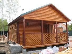 Одноэтажные бани с верандой