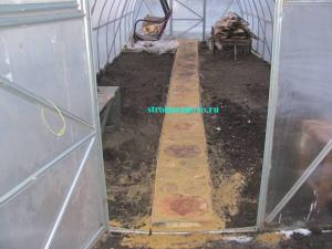  
Садовая дорожка из спилов дерева своими руками