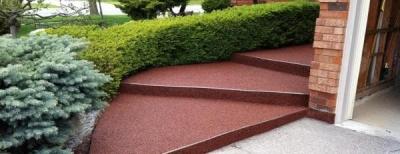 Резиновая плитка для дачи: особенности и установка