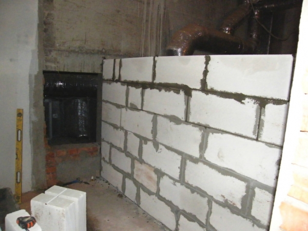 Перегородка в бане между парилкой и мойкой Перегородка в бане между парилкой и мойкой