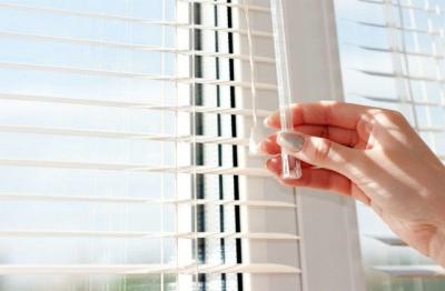 Как мыть жалюзи — эффективные домашние способы и средства, инструкции Как мыть жалюзи — эффективные домашние способы и средства, инструкции