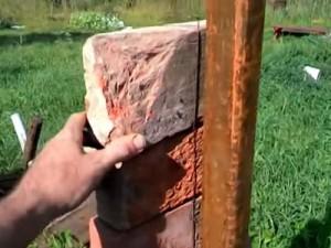 Как построить забор из профлиста своими руками: этапы подготовки и видео пример самостоятельного строительства забора из профлиста Как построить забор из профлиста своими руками: этапы подготовки и видео пример самостоятельного строительства забора из профлиста