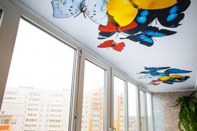 Потолок на балконе и лоджии. Варианты отделки с фото Потолок на балконе и лоджии. Варианты отделки с фото