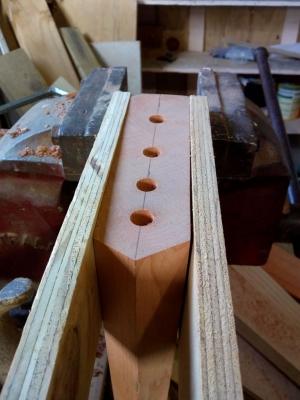 Мебель из натурального дерева своими руками для дома и сада: инструкции по изготовлению Мебель из натурального дерева своими руками для дома и сада: инструкции по изготовлению