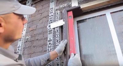 Панели фасадные для наружной отделки стен — виды, характеристики, монтаж Панели фасадные для наружной отделки стен — виды, характеристики, монтаж