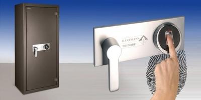 Сейфы для квартиры — критерии выбора, популярные модели и изготовление своими руками