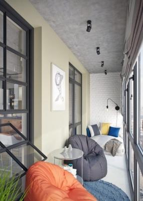 Потолок на балконе и лоджии. Варианты отделки с фото Потолок на балконе и лоджии. Варианты отделки с фото