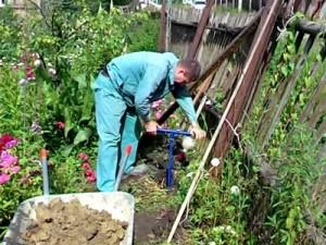 Как построить забор из профлиста своими руками: этапы подготовки и видео пример самостоятельного строительства забора из профлиста Как построить забор из профлиста своими руками: этапы подготовки и видео пример самостоятельного строительства забора из профлиста