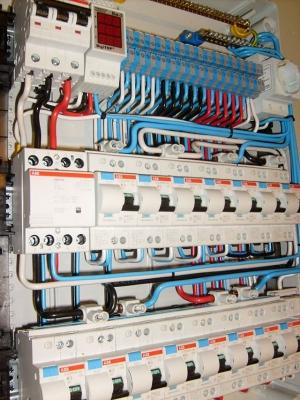 Электропроводка в доме своими руками: пошаговая схема в частном доме Электропроводка в доме своими руками: пошаговая схема в частном доме