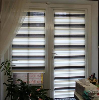 Как установить рулонные шторы на пластиковые окна