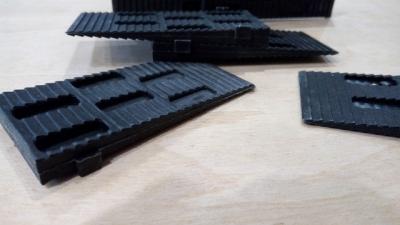 Пленка под ламинат — для чего нужна, как выбирать и укладывать Пленка под ламинат — для чего нужна, как выбирать и укладывать