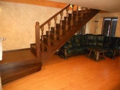 Лестница на второй этаж своими руками: виды и монтаж лестниц второго этажа в частном доме