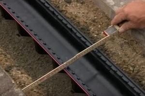 Отвод воды от фундамента дома: делаем отвод воды своими руками с фото инструкциями Отвод воды от фундамента дома: делаем отвод воды своими руками с фото инструкциями