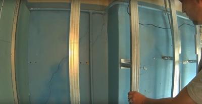 Как повесить шкаф на гипсокартонную стену — сравнение способов, пошаговые инструкции