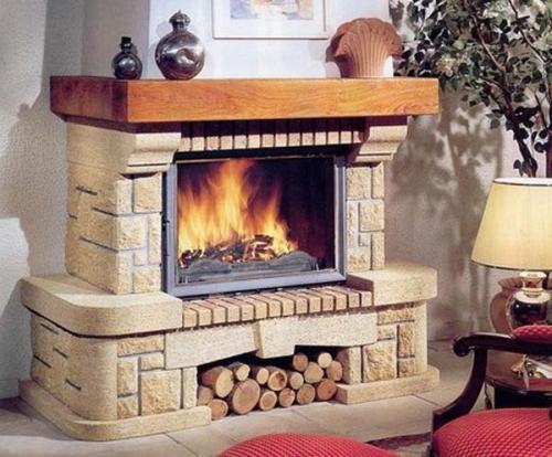 Электрический камин в квартире