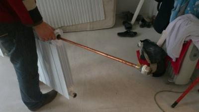 Схемы подключения радиаторов отопления в частном доме: особенности однотрубного и двухтрубного подключения Схемы подключения радиаторов отопления в частном доме: особенности однотрубного и двухтрубного подключения