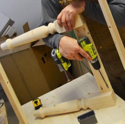 Стол для дачи своими руками: делаем деревянные столы для дачи самостоятельно, изучив пошаговые инструкции Стол для дачи своими руками: делаем деревянные столы для дачи самостоятельно, изучив пошаговые инструкции