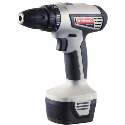 Какой аккумуляторный шуруповерт лучше: выбираем из недорогих для дома